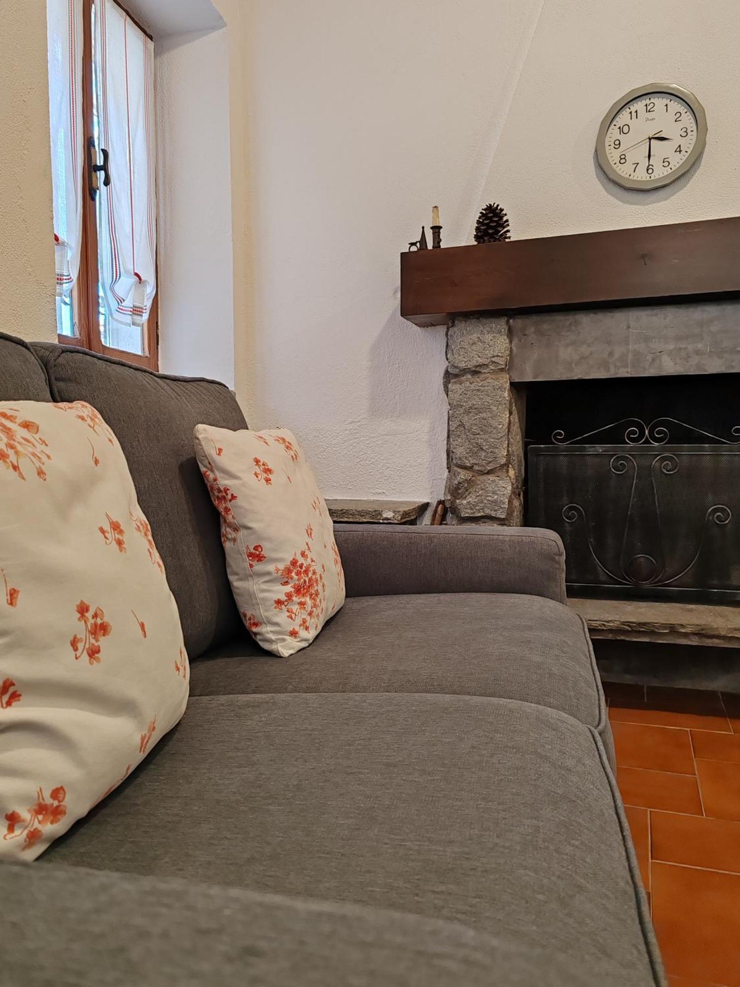 Tour In Langhe Appartement La Morra Buitenkant foto